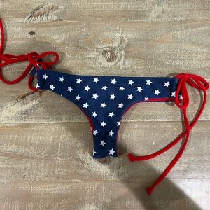 Cheeky bikini bottom